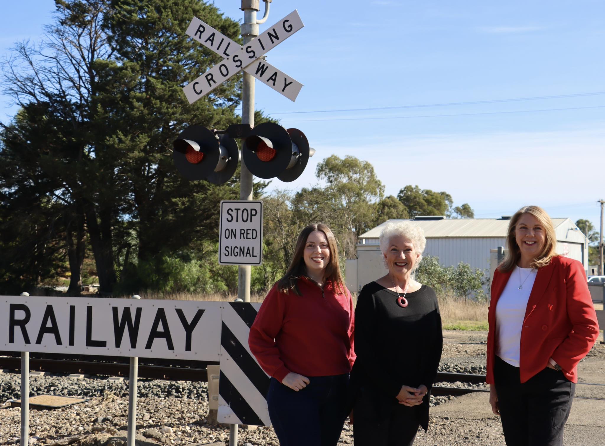 VICTORIA ON TRACK FOR MORE LIFE-SAVING LEVEL CROSSING UPGRADES Main Image